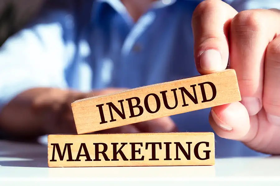 This is the featured image for the article, "inbound Marketing for Manufacturers".